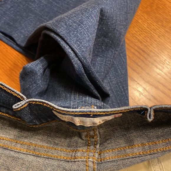 Levi’s 512 Perfectly Slimming Boot Cut Jeans 14 - Picture 13 of 13